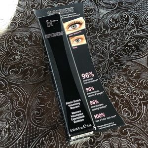 IT Cosmetics' Superhero™ Volumizing Mascara